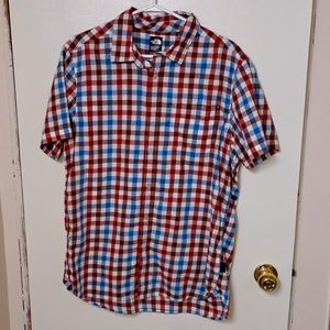 The North Face mens large checkered short sleeve shirt